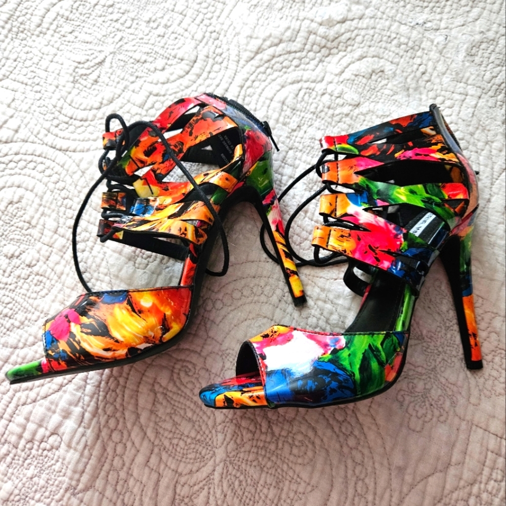 Steve Madden 4in multiple colorful heels.